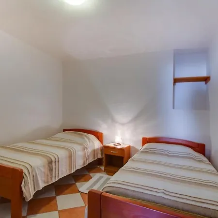 Apartment In With Terrace, Wifi Nerezine